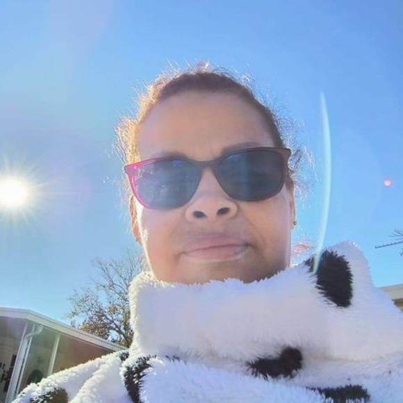 Meet your Posher, Maria - Picture 1 of 1